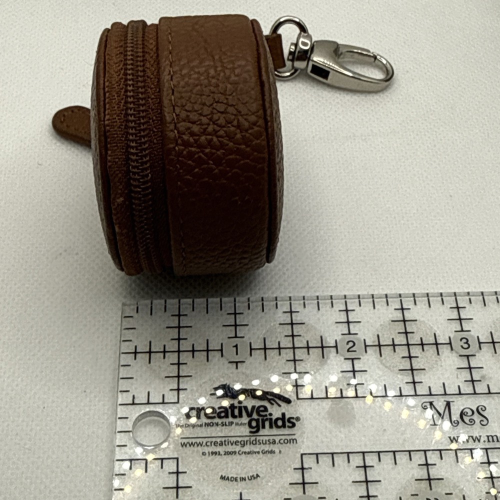 Levenger Zip-n-Store Earbud Accessory Holder Nutmeg Leather Box Issues - Picture 12 of 12